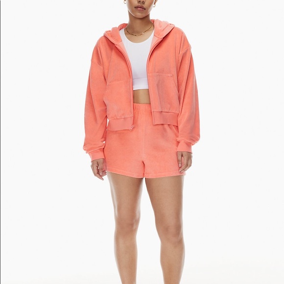 TNA | Towel Terry Perfect Hi-Rise 3" Sweatshort - Picture 3 of 6